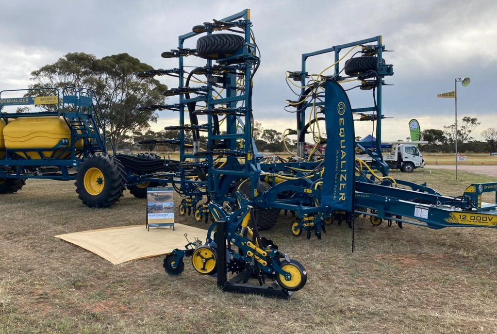 Waringa Field Days Virtual Site - Equalizer
