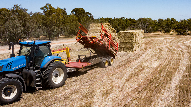 FaStack 1200 Square Bale Stacker Unloading Stack